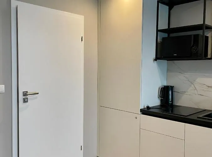 Plac Wolnosci 6 Z Klimatyzacja 3* Poznan